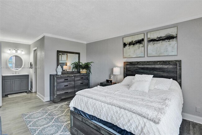 property at 5100 Dupont Blvd
