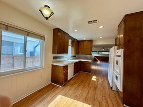 6115 Alcove Ave in Los Angeles, CA - Building Photo - Building Photo