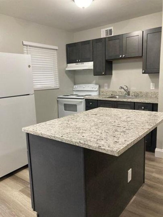 1460 NW 2nd St in Fort Lauderdale, FL - Building Photo - Building Photo