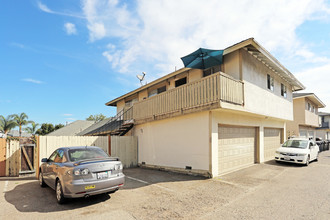 7022 Heil Ave in Huntington Beach, CA - Building Photo - Building Photo