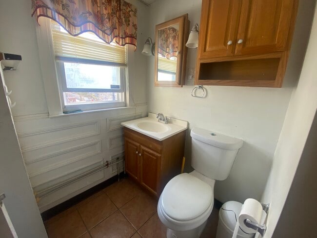 314 Ferry St, Unit 2