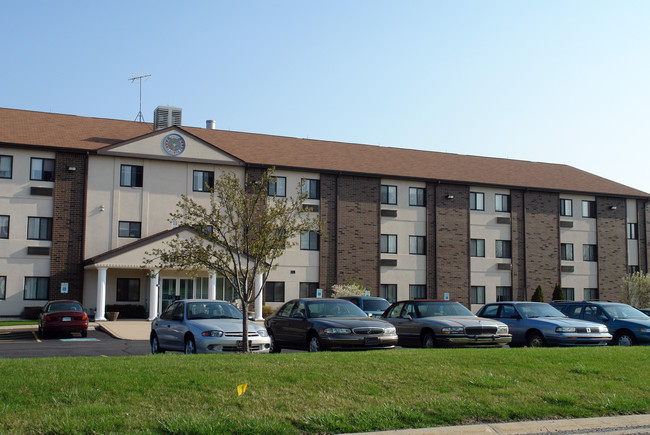 AHEPA 78 III in Merrillville, IN - Foto de edificio - Building Photo