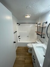 Whitsett in Valley Village, CA - Building Photo - Interior Photo