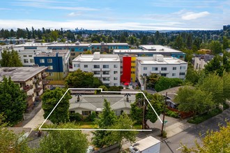 203 N 104th St in Seattle, WA - Building Photo - Building Photo