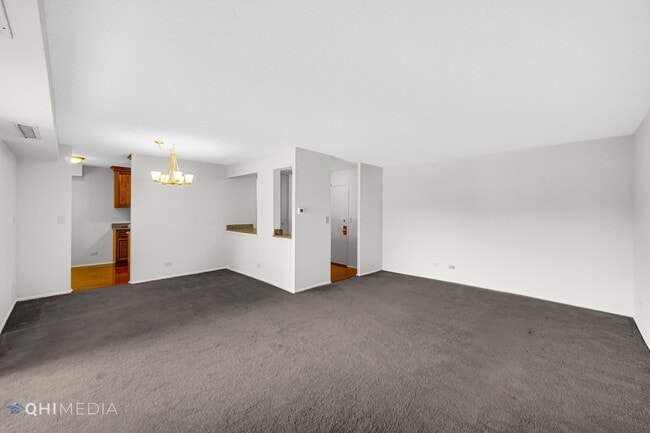 111 S Baybrook Dr in Palatine, IL - Building Photo - Building Photo