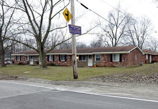 Hillview Apartments in Toledo, OH - Building Photo - Building Photo