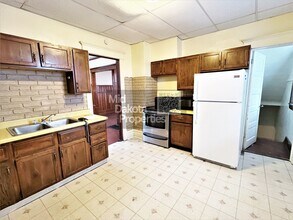 115 N Sanborn Blvd in Mitchell, SD - Building Photo - Building Photo