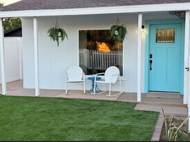 146 S Sirrine, Unit Sirrine 1 in Mesa, AZ - Building Photo