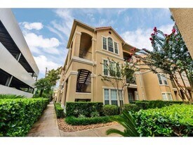 3231 Allen Pkwy in Houston, TX - Building Photo