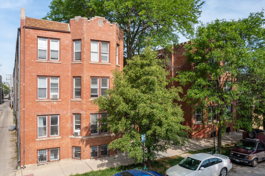 1944 Spaulding Ave in Chicago, IL - Building Photo