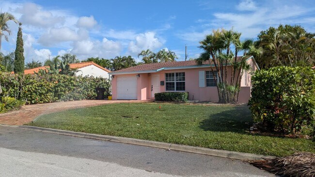property at 205 Rutland Blvd