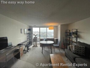 175 Beacon St, Unit #410 in Somerville, MA - Building Photo - Building Photo