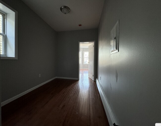 89 Fulton Ave in Jersey City, NJ - Building Photo - Building Photo