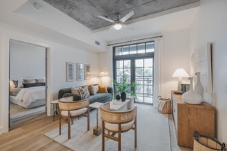 LC Line & Low in Charleston, SC - Building Photo - Interior Photo