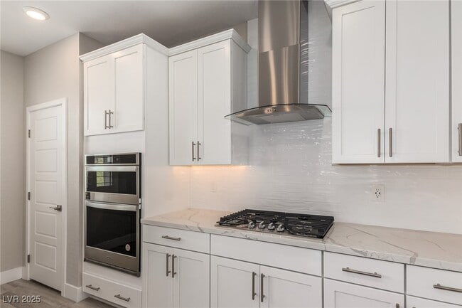property at 11592 Alpine Cove Ave