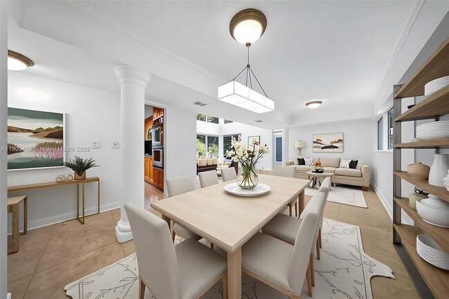 4000 Alhambra Cir in Coral Gables, FL - Building Photo - Building Photo