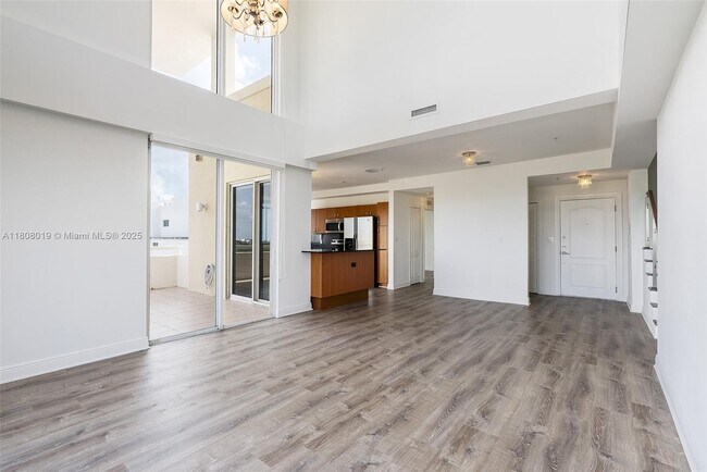 2400 SW 27th Ave in Miami, FL - Building Photo - Building Photo