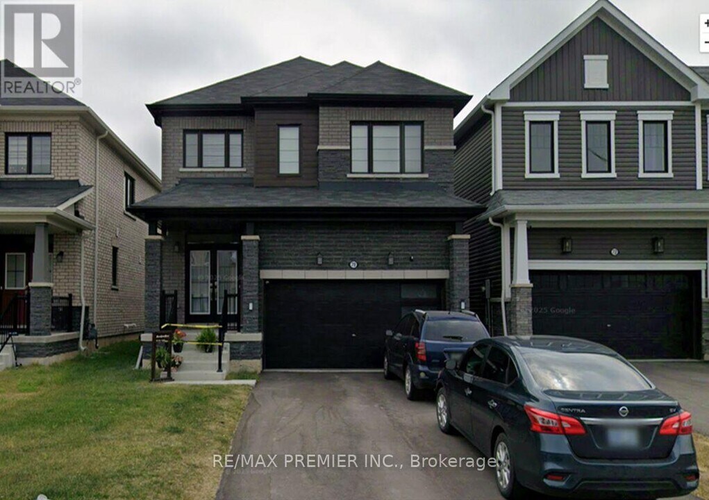 70 Ever Sweet Wy in Thorold, ON - Building Photo