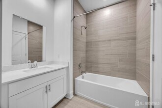 30212 Radford Ct in Monroe Township, NJ - Building Photo - Building Photo