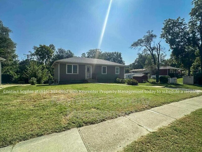 property at 1803 N Ponca Dr