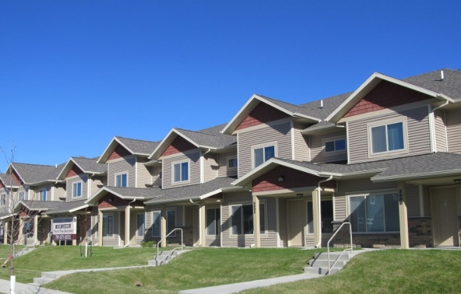 ParkRidge Townhomes in Williston, ND - Foto de edificio