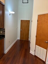 92 S Main St, Unit 302 in Memphis, TN - Building Photo - Building Photo