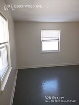 238 E Beechwood Ave in Dayton, OH - Building Photo