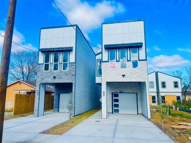 7931 Fowlie St in Houston, TX - Building Photo - Building Photo