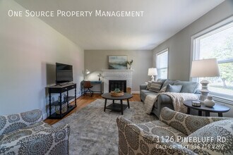 1126 Pinebluff Rd in Winston-Salem, NC - Building Photo - Building Photo