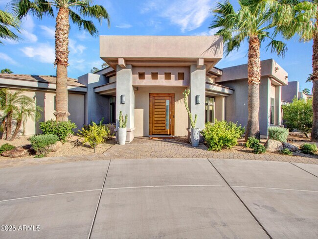 6031 E Paradise Dr in Scottsdale, AZ - Building Photo - Building Photo