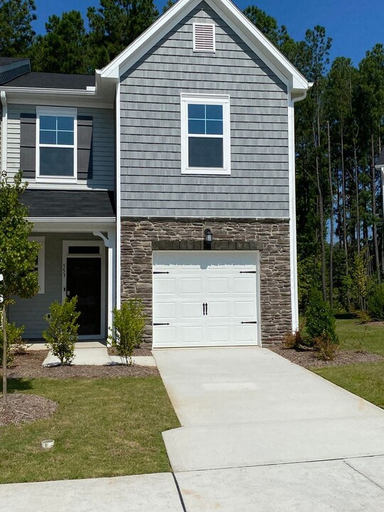 553 Hazy Hls Ln in Garner, NC - Building Photo