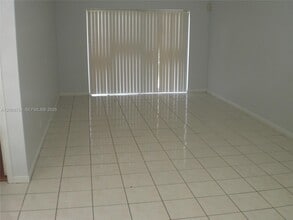 962 NW 79th Terrace in Plantation, FL - Building Photo - Building Photo