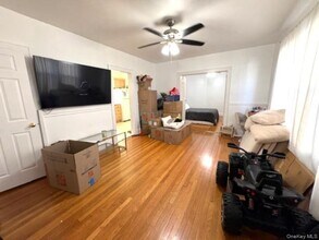 48 Huber Pl in Yonkers, NY - Building Photo - Building Photo
