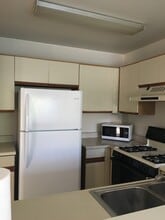 2410 N Towne Ave, Unit 15 in Pomona, CA - Building Photo - Building Photo