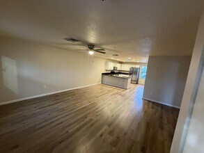 10433 Chalmer St in Spring Hill, FL - Building Photo - Building Photo