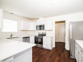 1110 Boatman Ave NW in Orting, WA - Building Photo - Building Photo