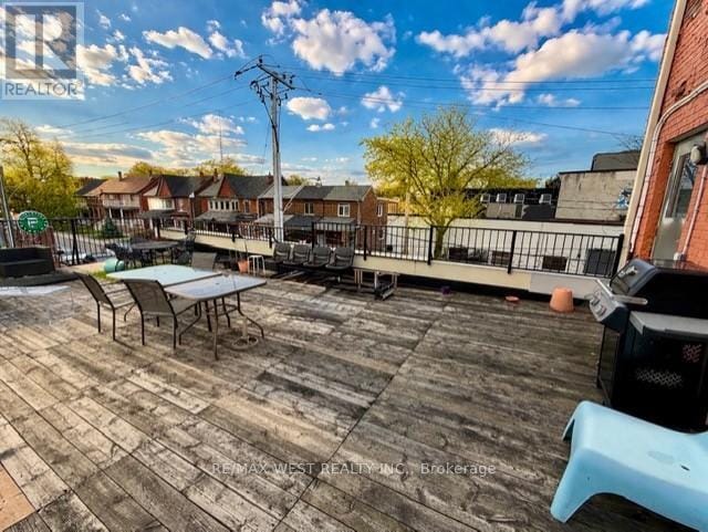 108 Dovercourt Rd in Toronto, ON - Building Photo - Building Photo