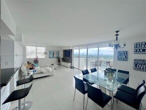 5838 Collins Ave in Miami Beach, FL - Building Photo - Building Photo