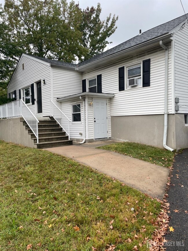 1387 Finnegans Ln