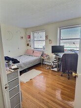 1035 Commonwealth Ave, Unit 18A in Boston, MA - Building Photo - Building Photo