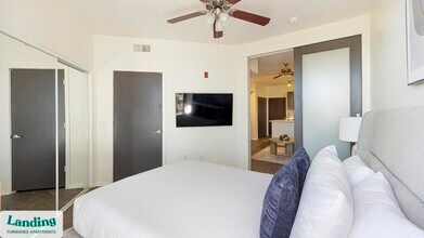 1001 E Playa Del Norte Dr, Unit 2228 in Tempe, AZ - Foto de edificio - Building Photo