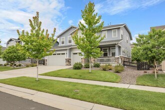 23895 E Rocky Top Pl in Aurora, CO - Building Photo - Building Photo