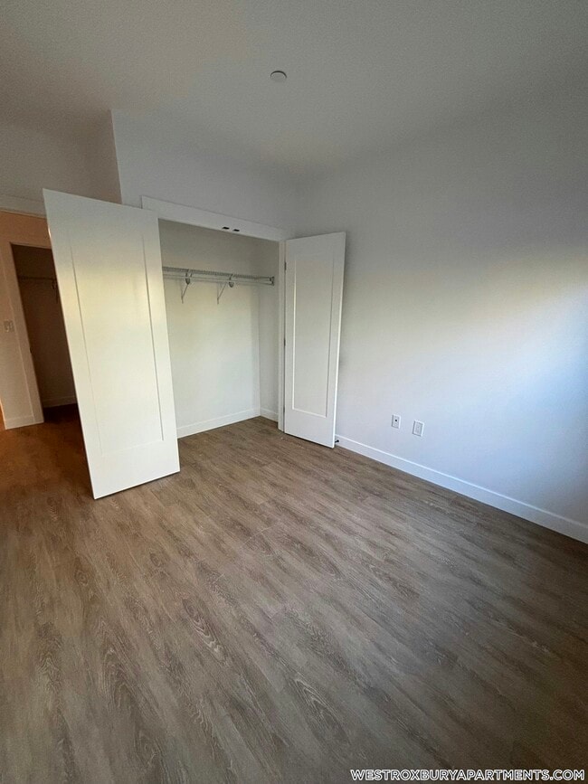 199 Gardner St in Boston, MA - Foto de edificio - Building Photo