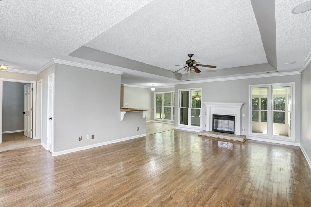 2701 King Arthur Ct SW in Decatur, AL - Building Photo