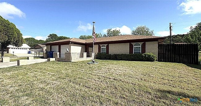 property at 1613 Velma Ave