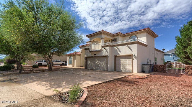 property at 6030 Laguna Vista Dr