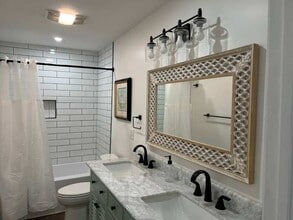 2827 E 5th Ave in Knoxville, TN - Foto de edificio - Building Photo