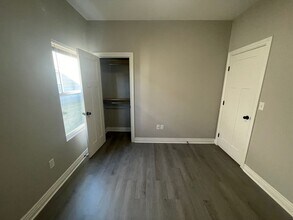 5533-5535 N Edwards Cir in Wichita, KS - Building Photo - Building Photo