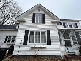 5 Perry Ave in Concord, NH - Building Photo