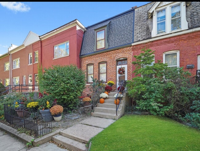 11349 S Saint Lawrence Ave in Chicago, IL - Foto de edificio - Building Photo